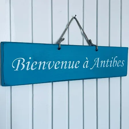 Luxury With Amazing Sea View At Cap D'antibes Antibes