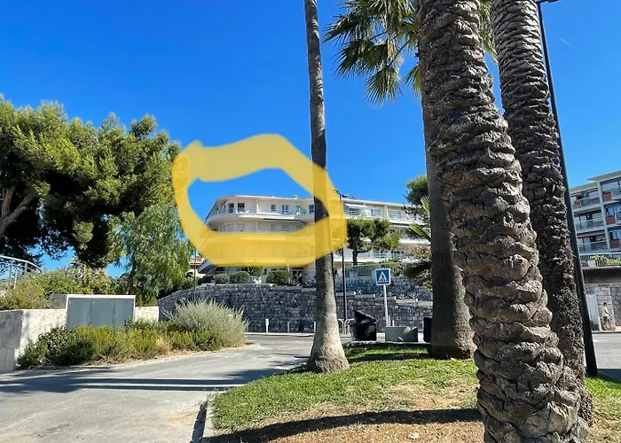 Great Apartment With Amazing Sea View At Cap D'Antibes 公寓