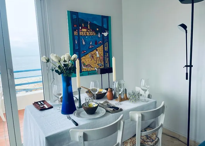 Luxury With Amazing Sea View At Cap D'antibes